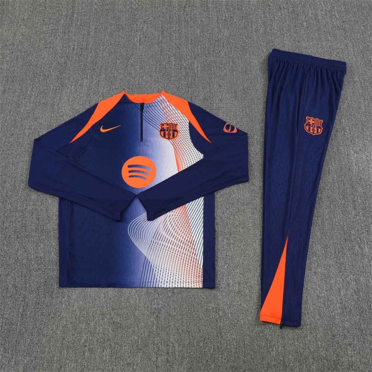 kit-treino-barcelona-2025-26-azul-laranja-masculino (3) Conjunto Treino Barcelona Calça e Jaqueta Azul/Laranja 2025/26 Jogador