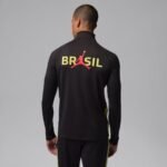 jaqueta-do-brasil-jordan-ml-strike-drill-2026-treino-masculina