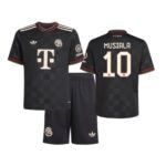 kit-infantil-bayern-de-munique-preto-musiala-2025-26-third-unissex-