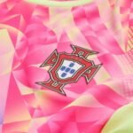 camisa-portugal-rosa-copa-2026-27-goleiro-i-masculina