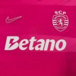 camisa-sporting-cp-rosa-2026-27-alternativa-masculina