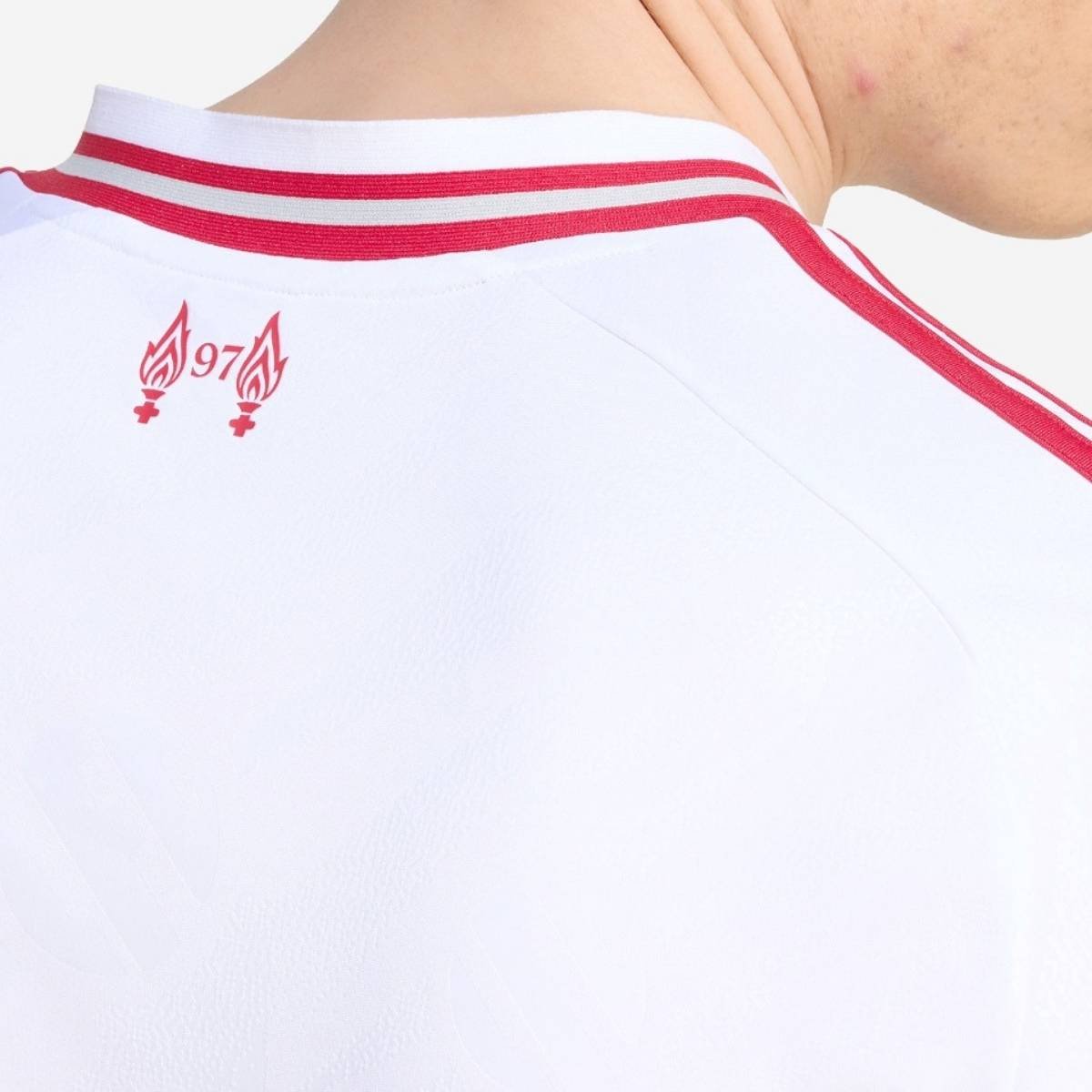 camisa-liverpool-fc-branca-2026-27-away-ii-masculina (3) Camisa Liverpool FC Branca 2026/27 Away II Masculina