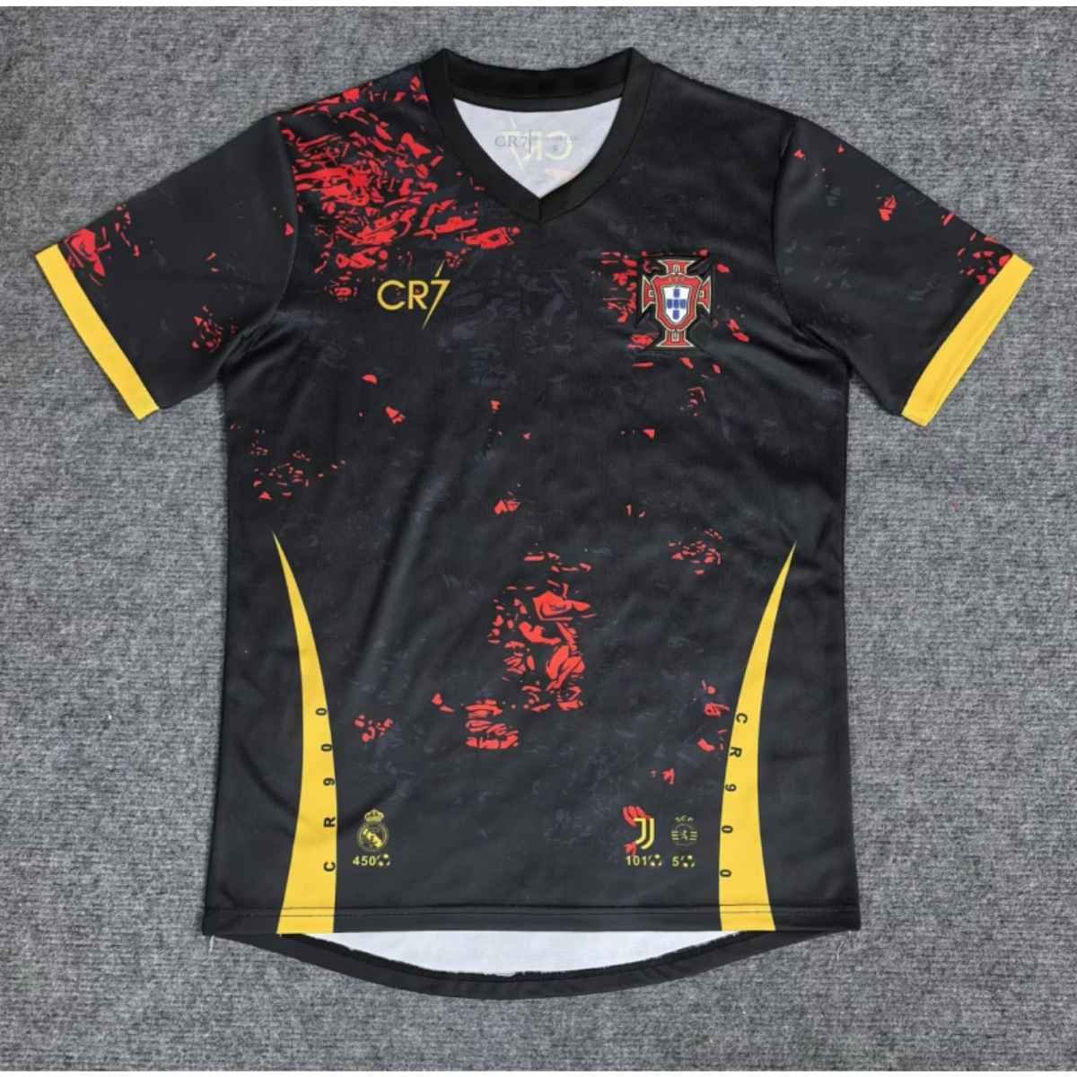 -camisa-portekiz-cristiano-ronaldo-ozel-seri-forma (1) Camisa Portugal Preto Copa 2026/27 Especial Cr7 Masculino