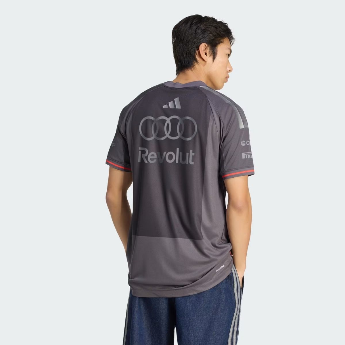 camisa-audi-motors-f1-cinza-2026-27-revolut-team-autentic-masculina (2) Camisa Audi Motors F1 Team Cinza 2026/27 Revolut Autentic Piloto Masculina