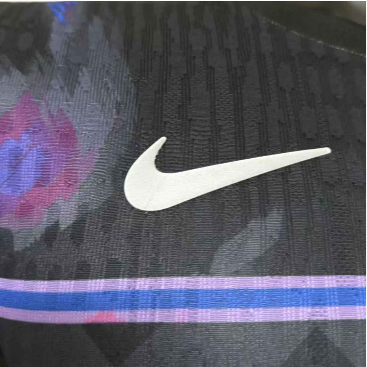 camisa-psg-edição-especial-2026-27-jogador-masculina (3) Camisa PSG Edição Especial Roxo 2026/27 Jogador Masculina
